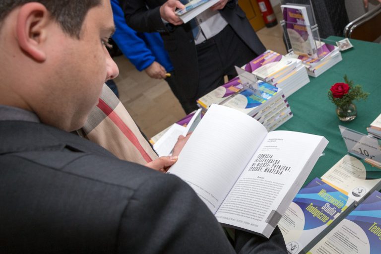 PWTW Sympozjum O reformacji -40