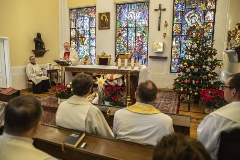 70-lecie poświęcenia siedziby arcybiskupów warszawskich, kaplica, kard. Kazimierz Nycz