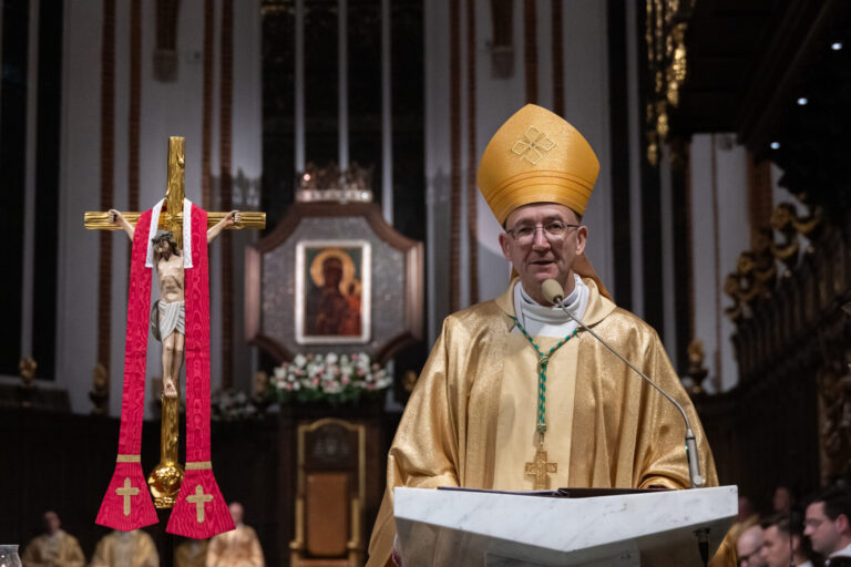 wigilia paschalna 2025 fot. Jakub Szymczuk (25)