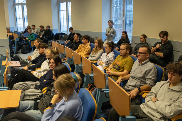 AKW_Pro-Tempore-ASW-03.12.25-045